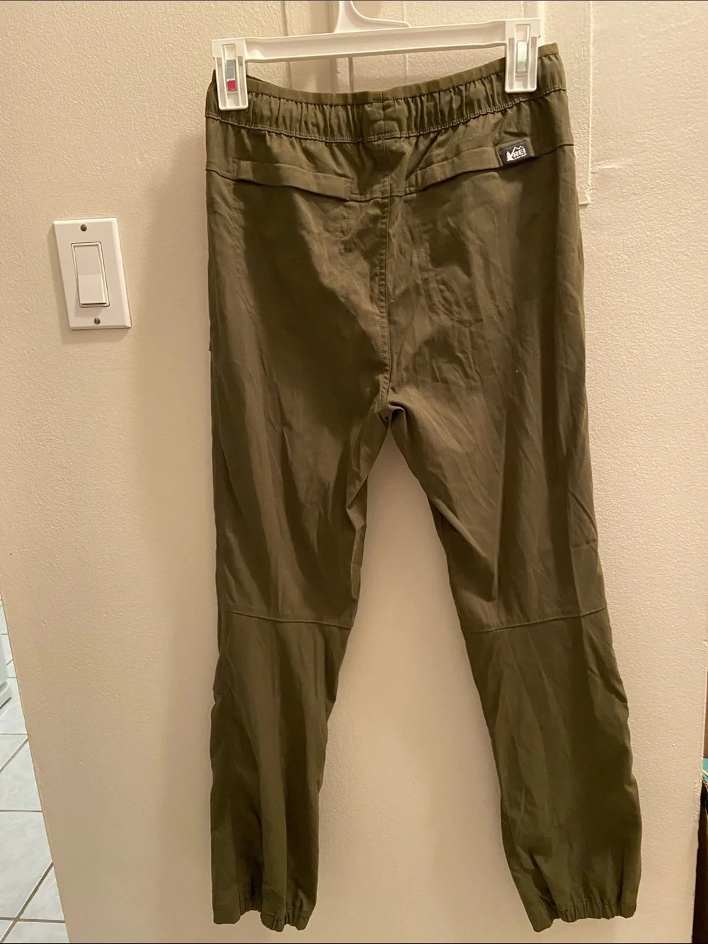 REI Olive Green Kids Cargo Pants with Elastic Waist